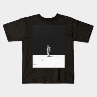 Alone astronaut in Space Kids T-Shirt